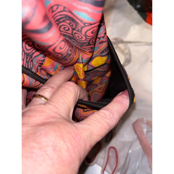 Traveland Carry on  Geometric Print Travel Bag /School Bookbag - Picture 3 of 16